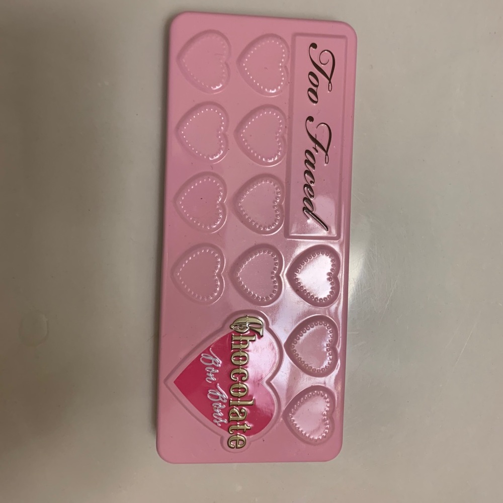 Too faced chocolate bon bon pallet